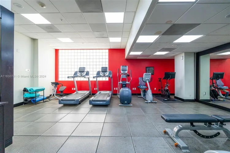 Gallery One DoubleTree #519 image #38