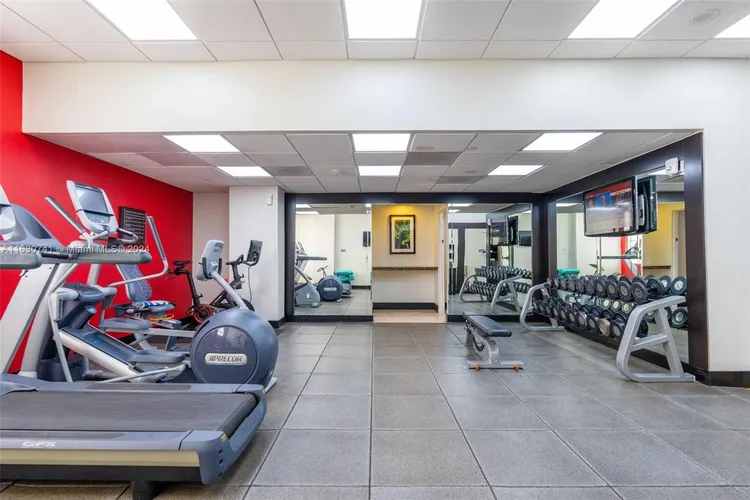 Gallery One DoubleTree #519 image #39