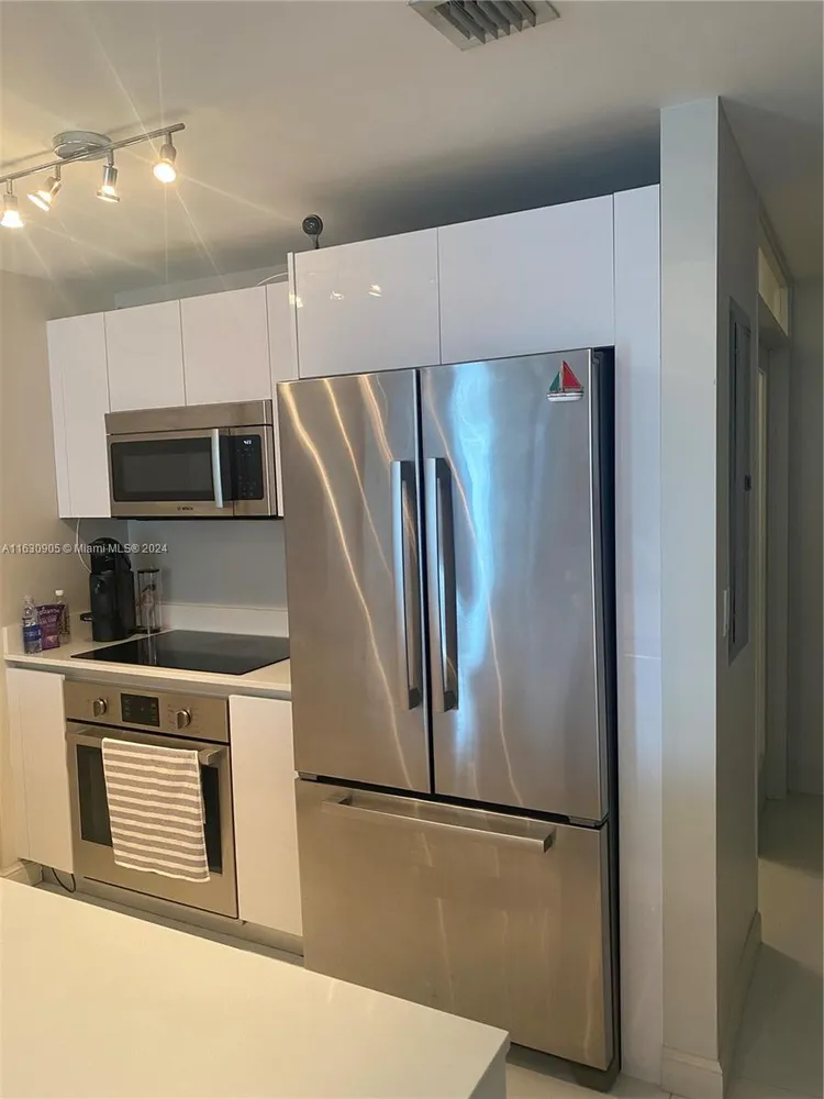 Aria on the Bay #3708 image #8