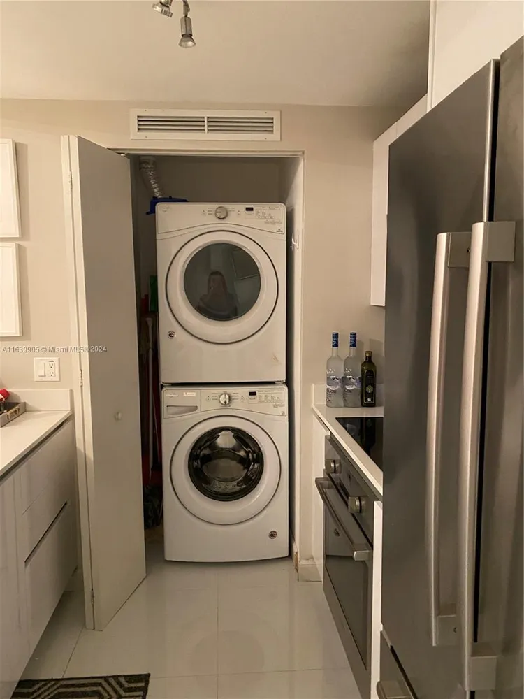 Aria on the Bay #3708 image #9