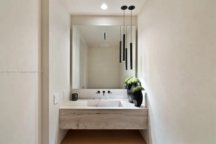 57 Ocean #1103 image #6