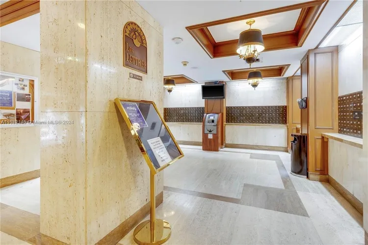 Maison Grande #408 image #10