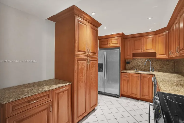 Maison Grande #408 image #20