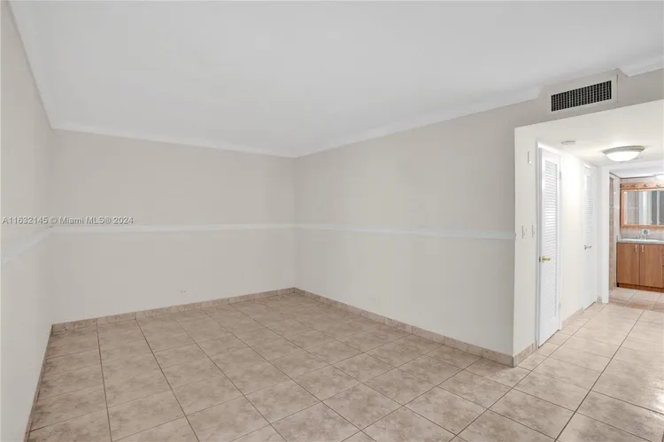 Maison Grande #408 image #28