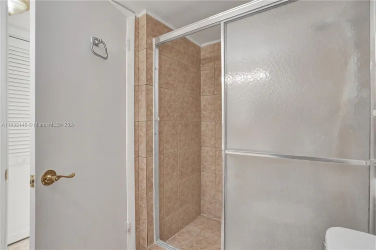 Maison Grande #408 image #37