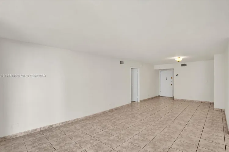 Maison Grande #408 image #44