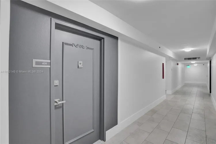 Maison Grande #408 image #54