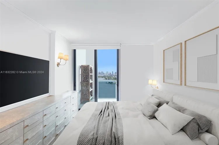 Nine Island Avenue #2105 image #6