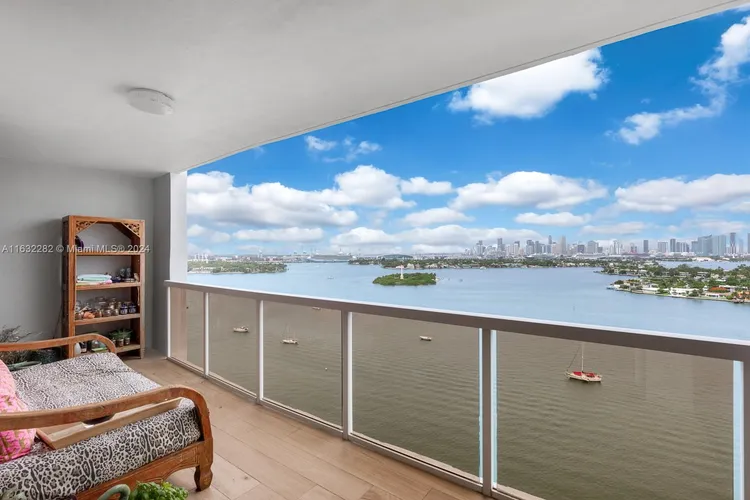 Nine Island Avenue #2105 image #7