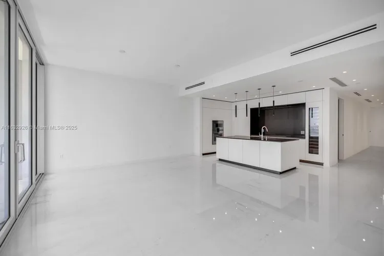 Aston Martin Residences #1902 image #18