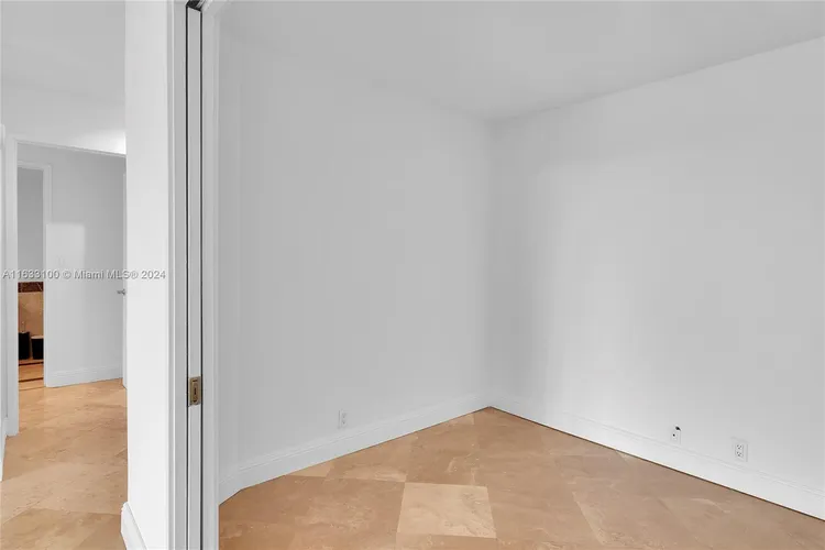 Key Colony I - Tidemark #506 image #10