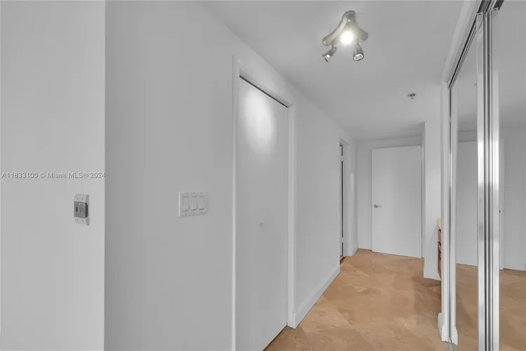 Key Colony I - Tidemark #506 image #14