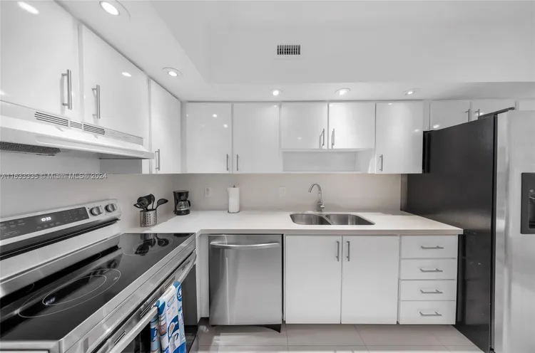 The Tides On Hollywood Beach #8O image #18