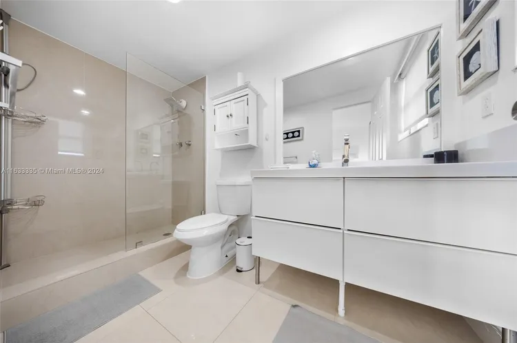 The Tides On Hollywood Beach #8O image #24