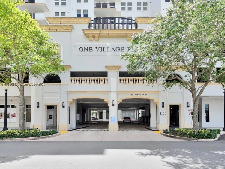 One Village Place #907 image #16