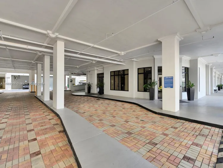 One Village Place #907 image #17