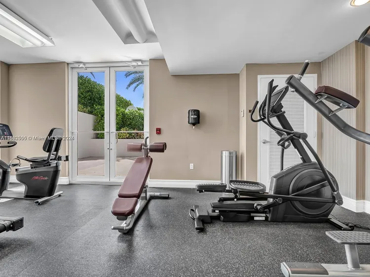 One Village Place #907 image #24