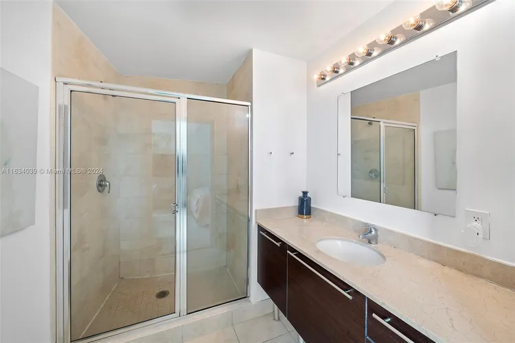 Quantum on the Bay #2715 image #16