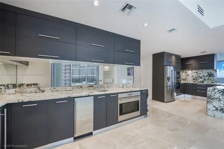 900 Biscayne Bay #5001 image #9