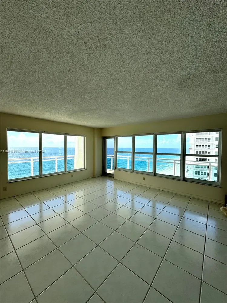 Playa Del Mar #1101 image #8