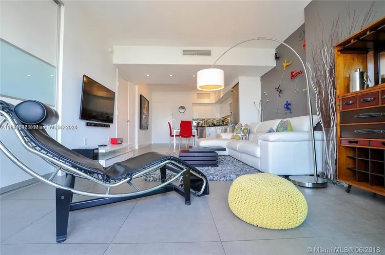 Mint #3809 image #12