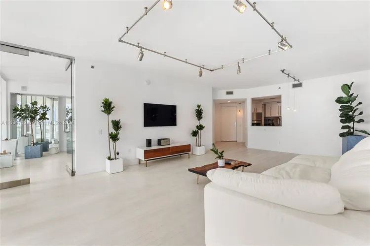 ICON South Beach #1606 image #14