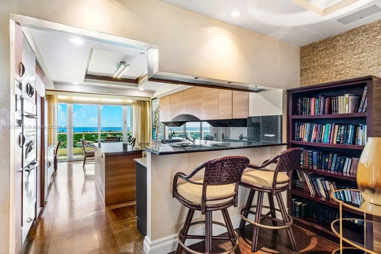 Porto Vita South Tower #1204 image #15