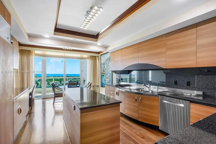 Porto Vita South Tower #1204 image #16