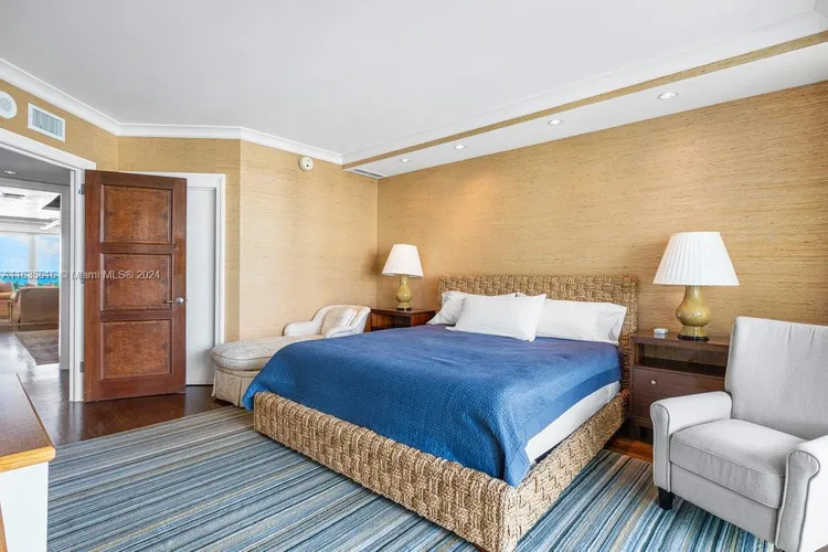 Porto Vita South Tower #1204 image #22