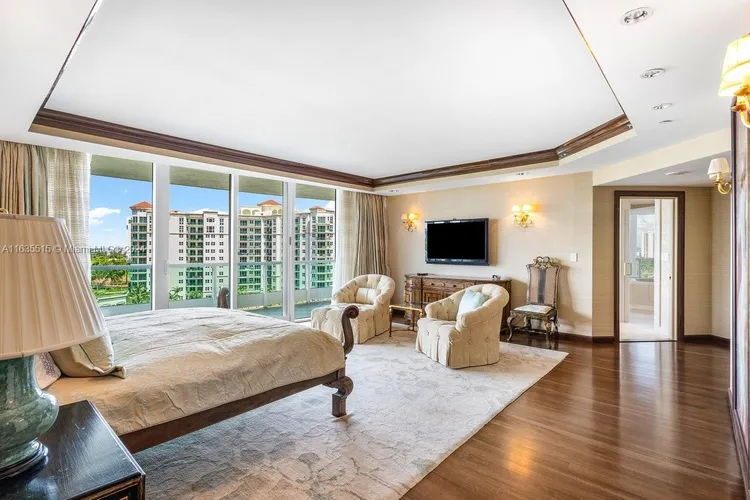 Porto Vita South Tower #1204 image #27