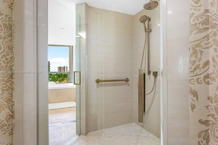 Porto Vita South Tower #1204 image #31