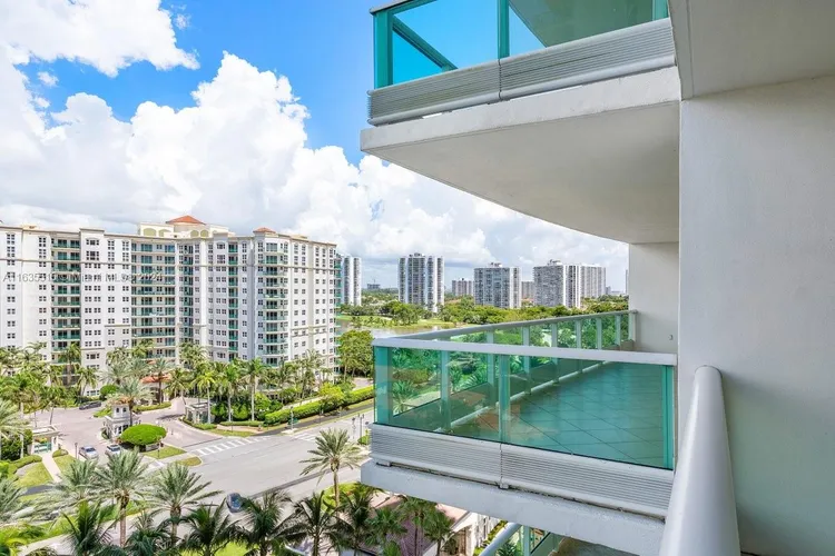 Porto Vita South Tower #1204 image #40