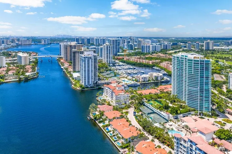 Porto Vita South Tower #1204 image #53