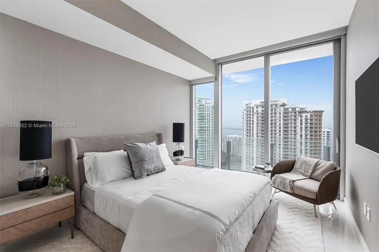 Aston Martin Residences #3001 image #25