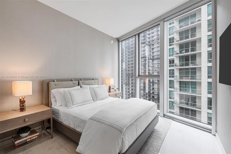 Aston Martin Residences #3001 image #31