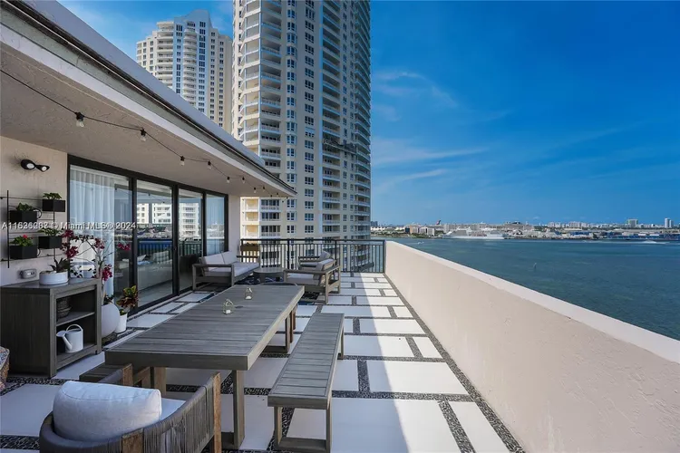 Brickell Key II #1528 image #16