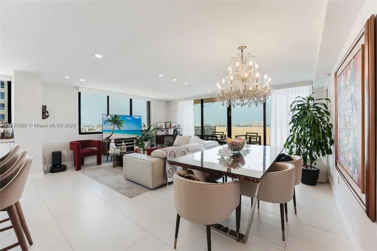 Brickell Key II #1528 image #8