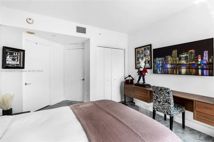 Jade Brickell #1111 image #19