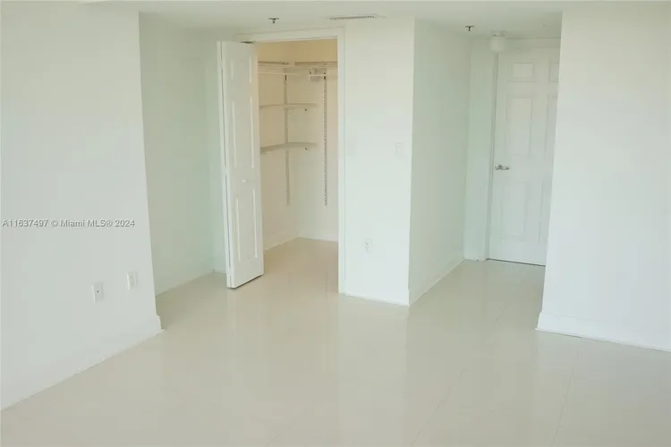 Casablanca Villas #514 image #26