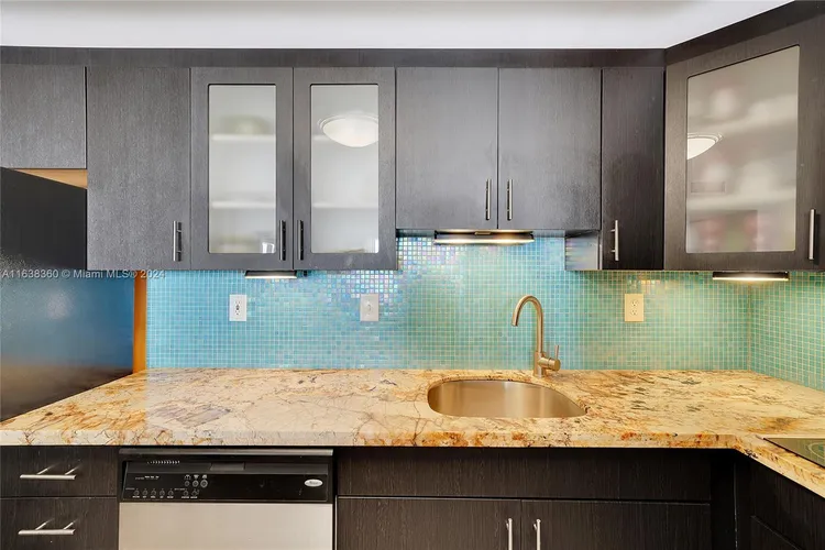 Oceanview #822 image #14