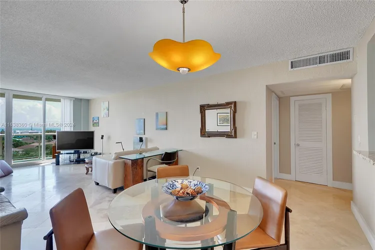 Oceanview #822 image #17