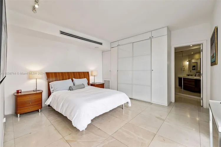 Palm Bay Towers #10W image #14