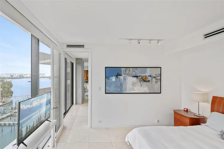 Palm Bay Towers #10W image #15