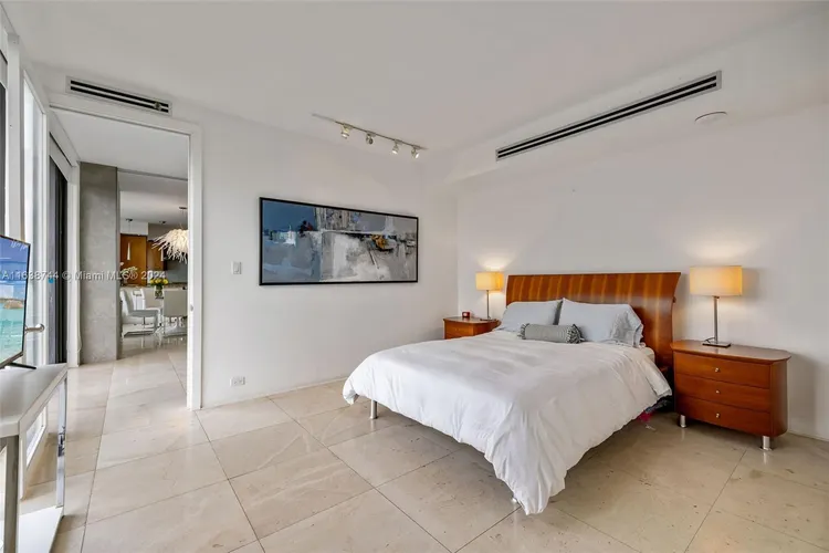 Palm Bay Towers #10W image #16