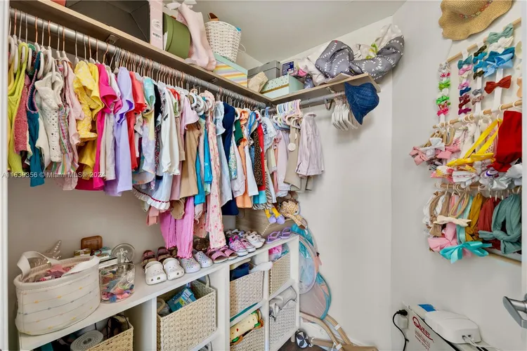 Metropolis at Dadeland #1706 image #13