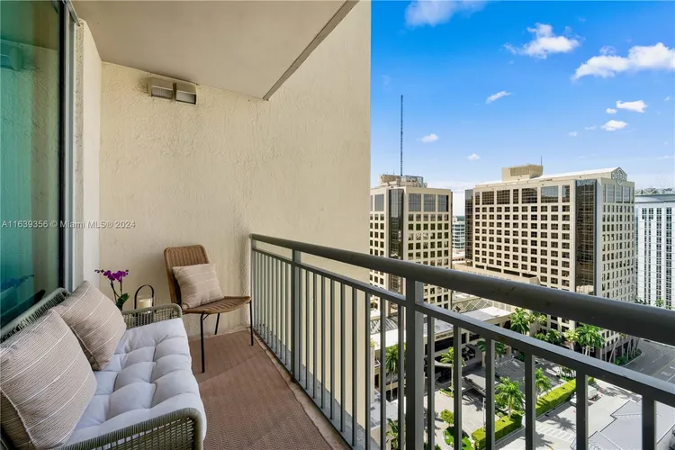 Metropolis at Dadeland #1706 image #17