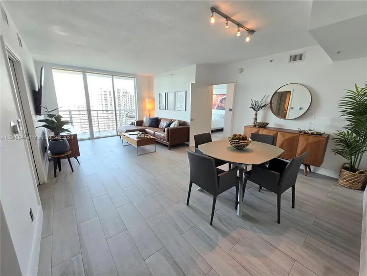 One Miami #3719 image #13