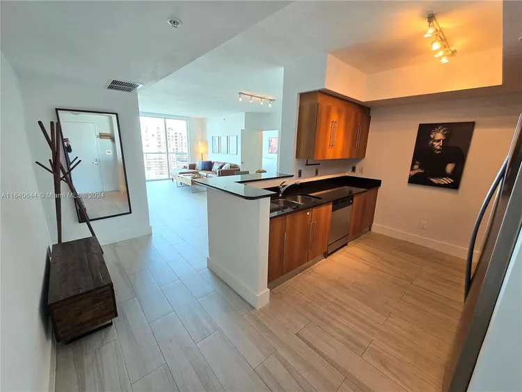 One Miami #3719 image #35