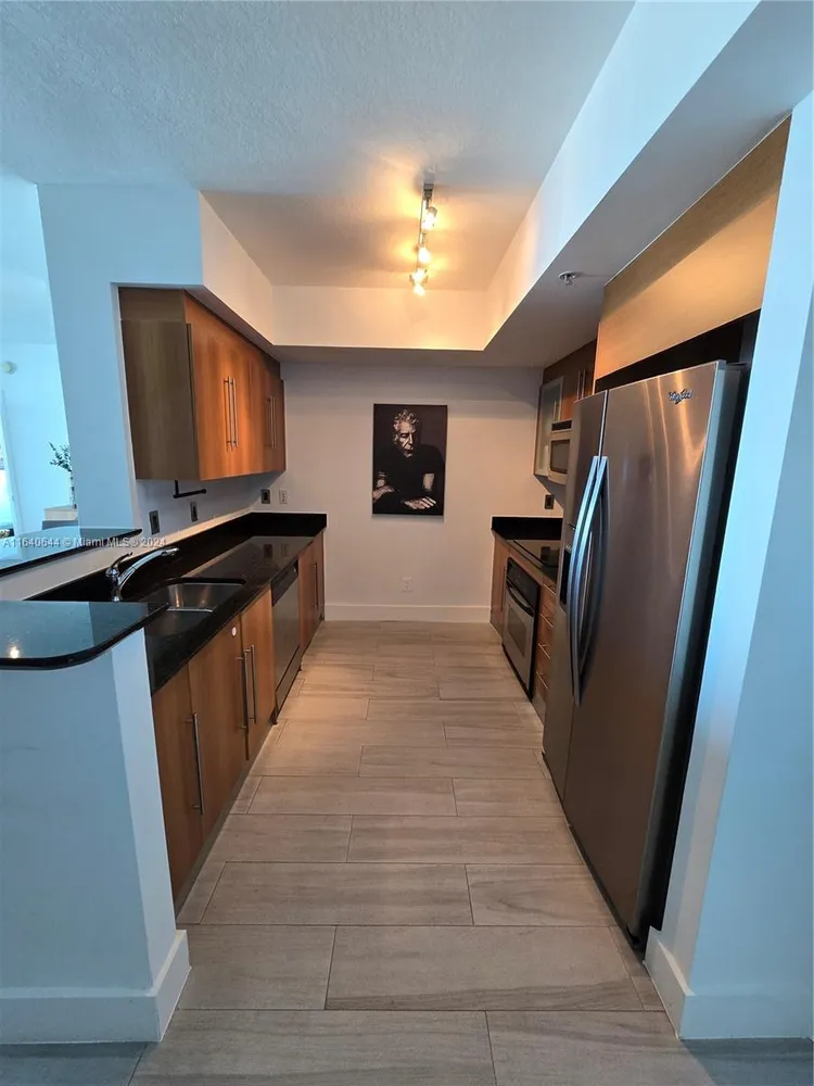 One Miami #3719 image #36