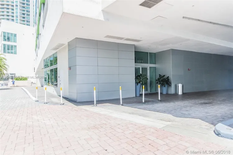 One Miami #3719 image #63